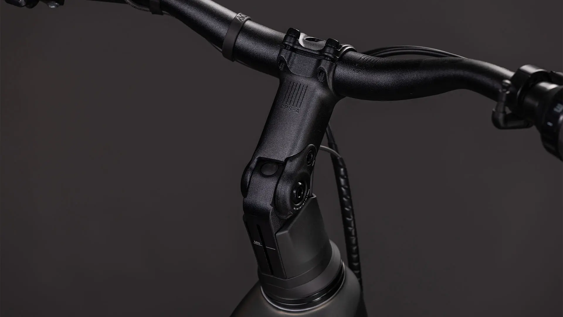 Cube Touring Hybrid Comfort SLX 800 – Trekking kerékpár (2026) - Image 2