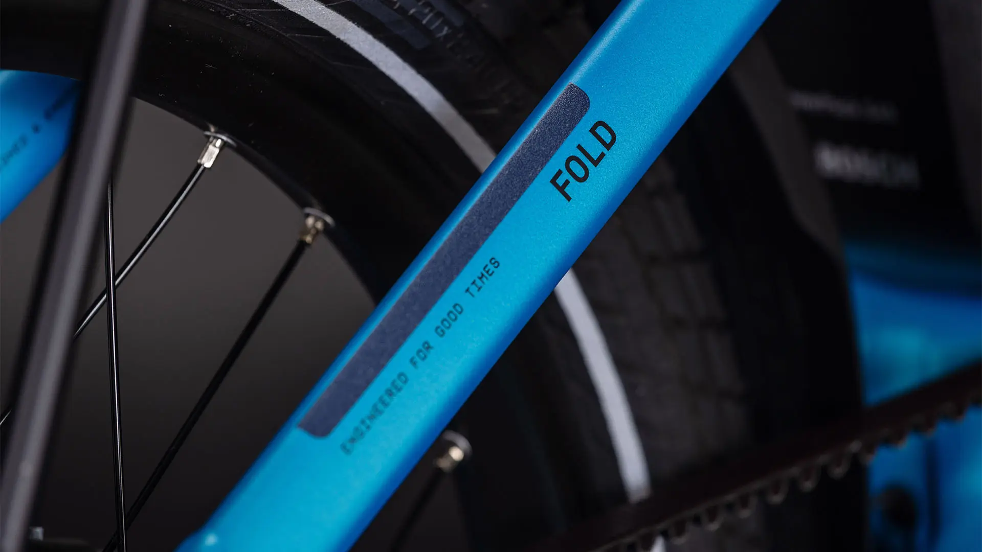 Cube Fold Hybrid Comfort 545 – E-City (2026) - Image 5